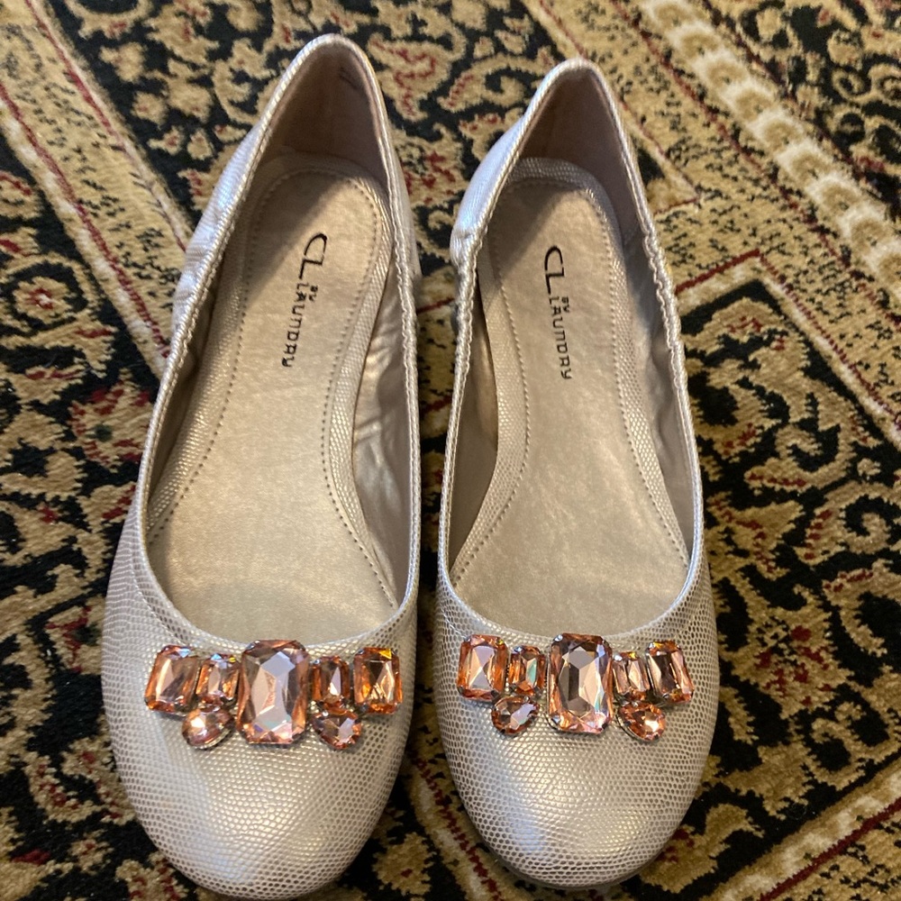 Chinese Laundry Golden Girl Women's Slip on Flats Size 10 New in the box